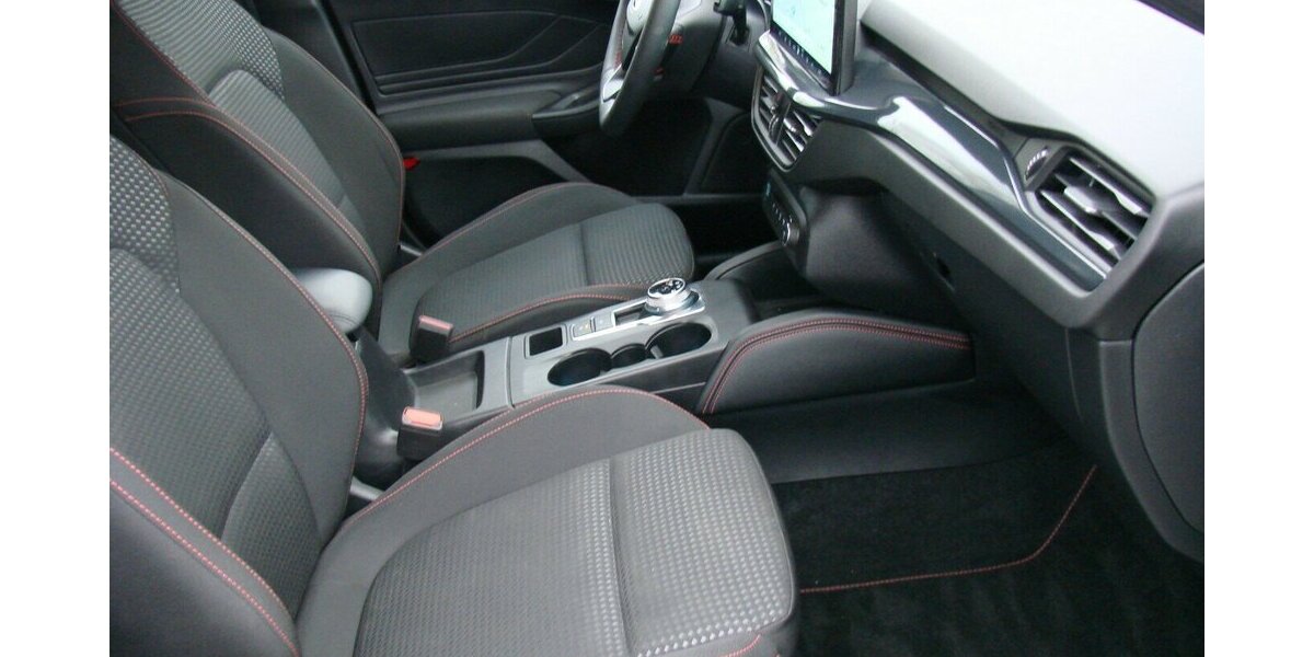 Ford Focus 1.5L TDCi ST-Line X ACC LED AHK HUD Bliss 12.043 km 25.980 &euro; Falkensee 14612