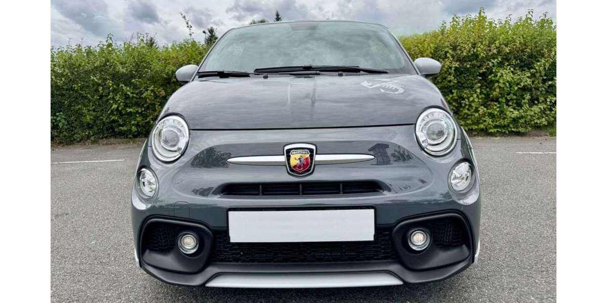 Abarth 695 3.900 km 29.490 &euro; Berlin 13581