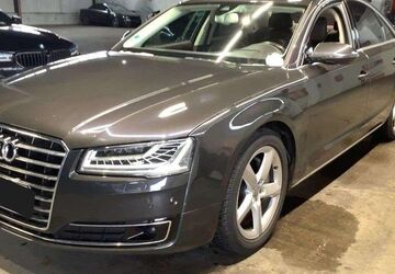 Audi A8 124.986 km 29.950 &euro; Teltow 14513