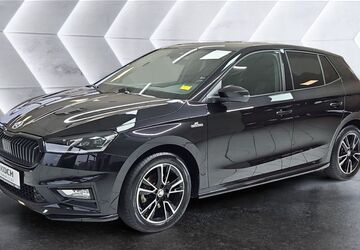 Skoda Fabia 16.501 km 22.990 &euro; Berlin 13051