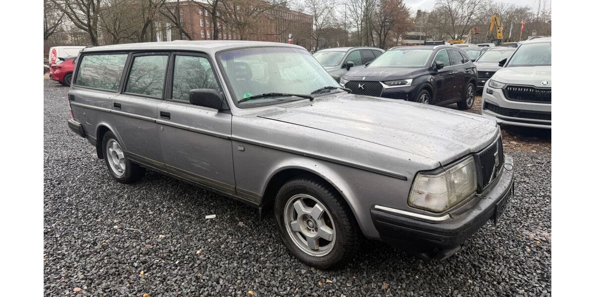 Volvo 240 263.000 km 7.400 &euro; Berlin 12349