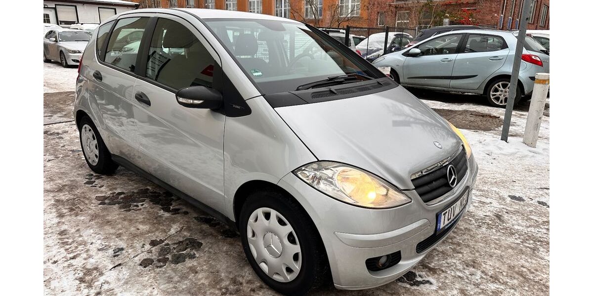 Mercedes-Benz A 180 115.000 km 3.890 &euro; Berlin 13403