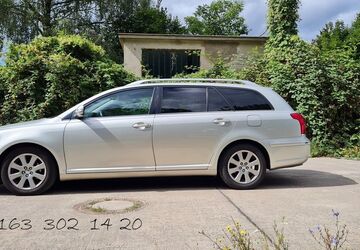Toyota Avensis 140.000 km 5.700 &euro; Berlin 13089