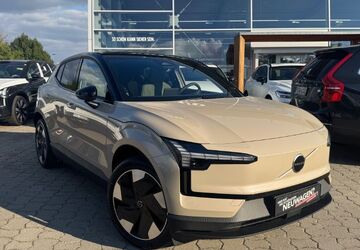 Volvo EX30 1.896 km 37.990 &euro; Potsdam 14482