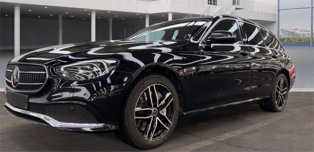 Mercedes-Benz E 300 139.700 km 22.200 &euro; Berlin 12043