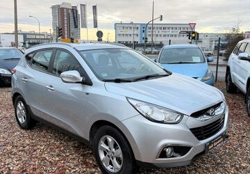 Hyundai ix35 110.223 km 10.900 &euro; Potsdam 14480