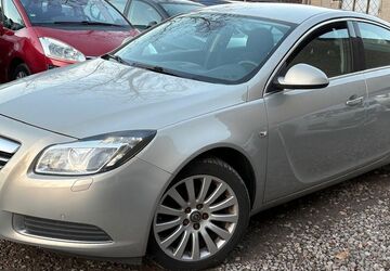 Opel Insignia 255.000 km 2.950 &euro; Berlin 10245