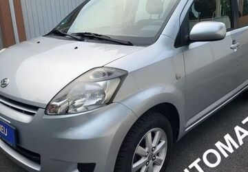 Daihatsu Sirion 153.000 km 4.999 &euro; Berlin 12351