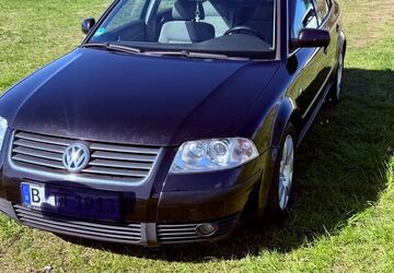 VW Passat 215.200 km 2.800 &euro; Berlin 12627