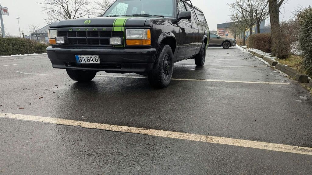 Dodge Dakota 113.000 km 9.500 &euro; Potsdam 14476
