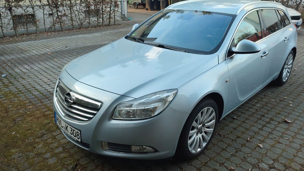 Opel Insignia 156.400 km 4.700 &euro; Falkensee 14612
