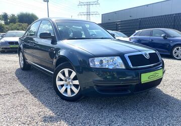 Skoda Superb 140.750 km 4.990 &euro; Berlin 13089