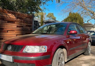 VW Passat 213.000 km 2.499 &euro; Stahnsdorf 14532