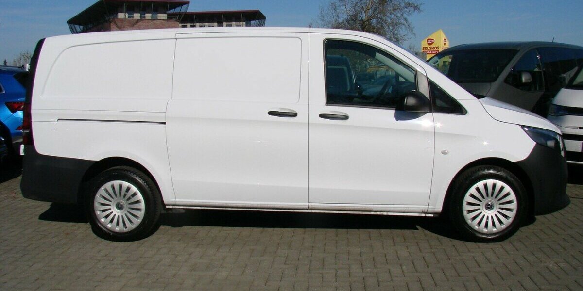 Mercedes-Benz Vito Kasten 116 CDI RWD PRO lang MBUX Kamera 9.561 km 39.980 &euro; Falkensee 14612