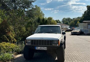 Jeep Comanche 400.000 km 17.850 &euro; Trebbin 14959