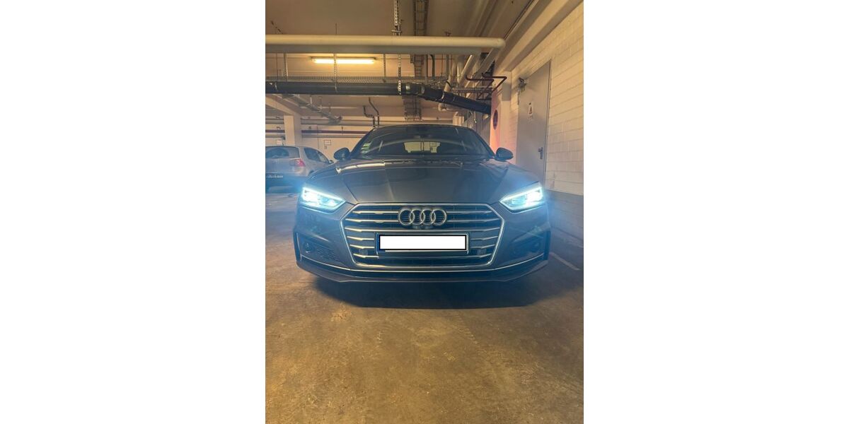 Audi A5 139.000 km 27.400 &euro; Berlin 10115
