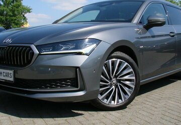 Skoda Superb 2.0TDi L&K 4x4 ACC LED AHK H&K 360º 41.532 km 39.980 &euro; Falkensee 14612