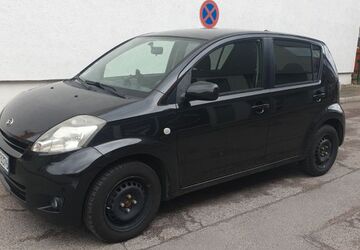 Daihatsu Sirion 156.000 km 4.250 &euro; Berlin 13357