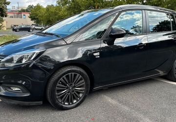 Opel Zafira Tourer 180.000 km 11.781 &euro; Berlin 13597