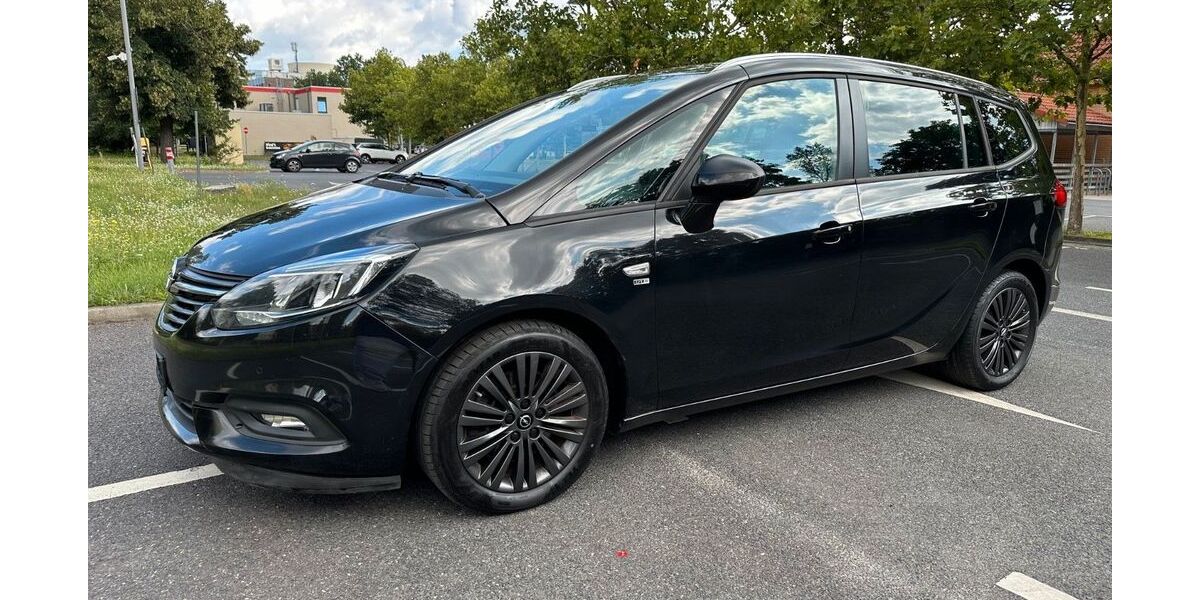 Opel Zafira Tourer 180.000 km 11.781 &euro; Berlin 13597