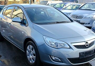 Opel Astra 120.800 km 4.999 &euro; Berlin 13057