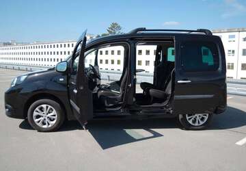 Renault Kangoo 84.300 km 9.499 &euro; Berlin 13435