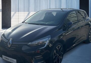 Renault Clio 51.701 km 14.990 &euro; Berlin 13055