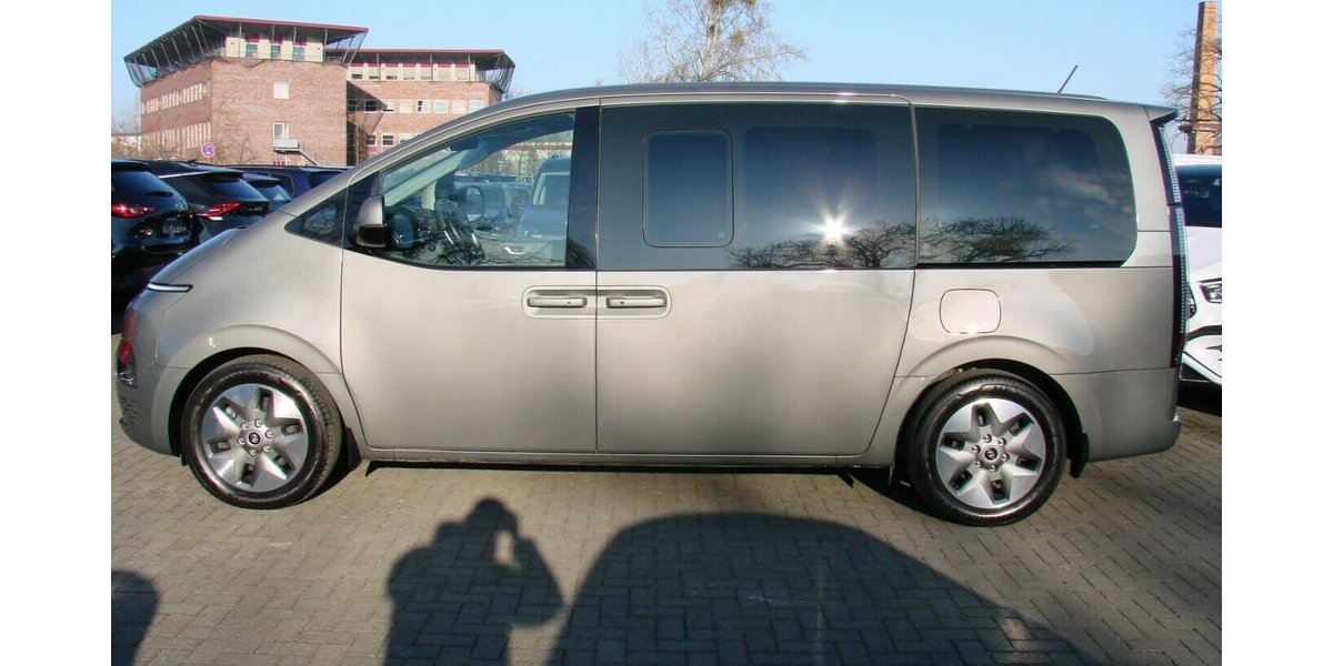 Hyundai Staria Prime 2.2CRDI 9-Sitzer ACC LED 24.308 km 37.980 &euro; Falkensee 14612
