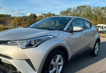 Toyota C-HR 60.000 km 16.000 &euro; Berlin 12099