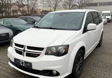 Dodge Grand Caravan 129.980 km 18.490 &euro; Berlin 12277