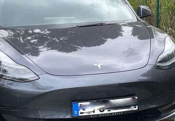 Tesla Model 3 25.500 km 30.450 &euro; Berlin, Stadt 14089