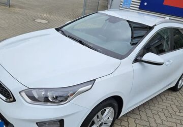 Kia ceed / Ceed 91.768 km 11.999 &euro; Berlin - Köpenick 12555