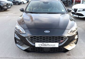 Ford Focus 45.500 km 22.690 &euro; Potsdam 14482