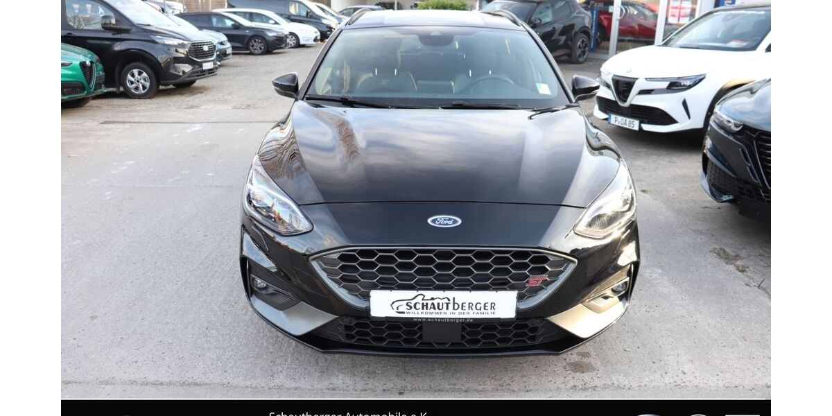 Ford Focus 45.500 km 22.690 &euro; Potsdam 14482