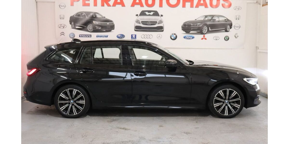 BMW 320 156.000 km 18.699 &euro; Berlin 12099