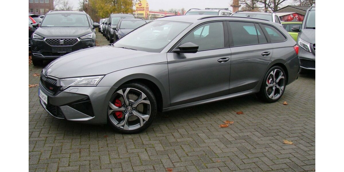 Skoda Octavia RS 2.0TSi AHK ACC LED Kamera 4.466 km 37.980 &euro; Falkensee 14612