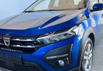 Dacia Sandero 43.883 km 11.999 &euro; Potsdam-Drewitz b.Berlin 14478