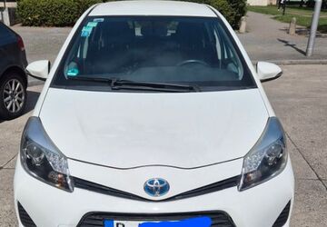 Toyota Yaris 119.480 km 9.100 &euro; Berlin 13597