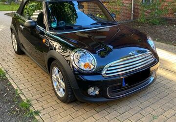 Mini One Cabrio 84.000 km 8.550 &euro; Berlin 14057