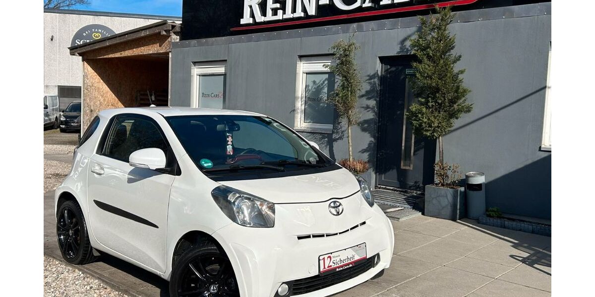 Toyota IQ 83.000 km 8.990 &euro; Berlin 13088