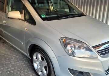 Opel Zafira 161.155 km 3.950 &euro; Berlin 12277
