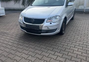 VW Touran 299.988 km 1.500 &euro; Berlin 12107