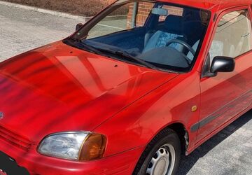 Toyota Starlet 124.800 km 2.500 &euro; Berlin 12489