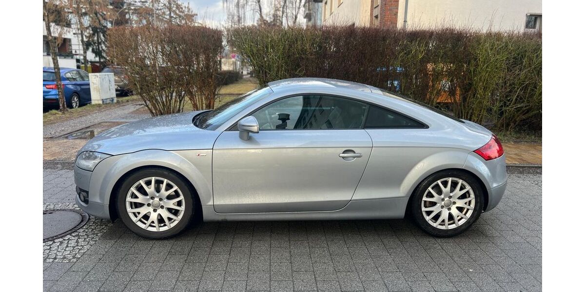 Audi TT 140.000 km 5.450 &euro; Berlin 12247