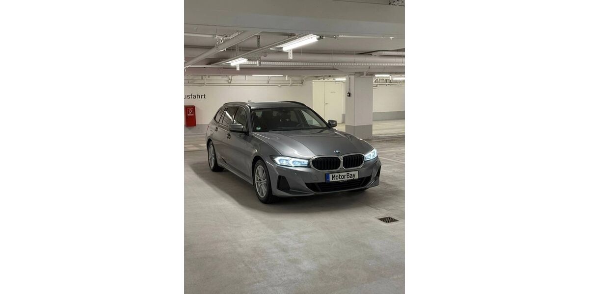 BMW 318 82.000 km 23.562 &euro; Potsdam 14478
