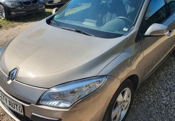 Renault Megane 100.000 km 4.670 &euro; Berlin - Französische Buchholz 13127