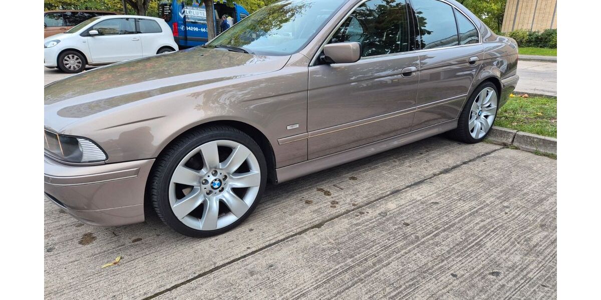 BMW 530 282.500 km 9.900 &euro; Berlin 12685