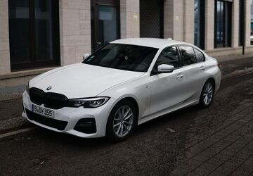 BMW 320 96.000 km 26.600 &euro; Berlin 12353