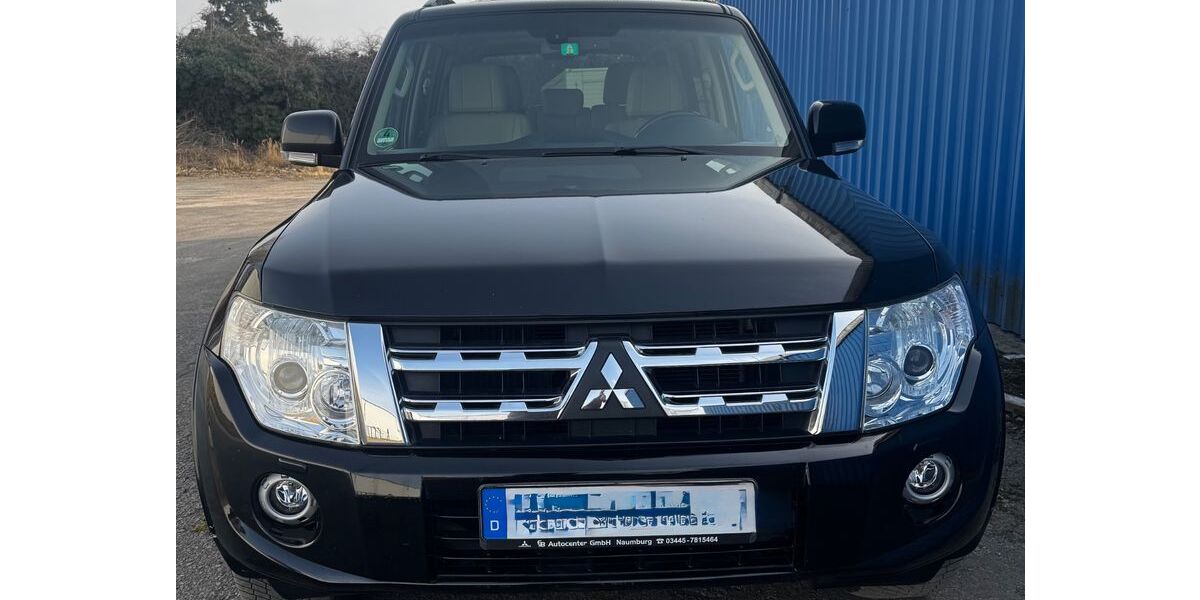 Mitsubishi Pajero 167.000 km 19.300 &euro; Teltow 14513