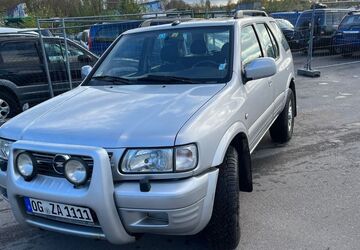 Opel Frontera 214.000 km 2.599 &euro; berlin 13089
